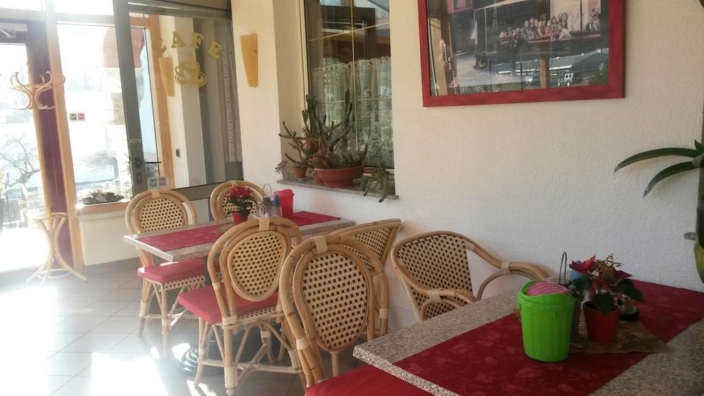 Pension Parzer Pressbaum Bei Wien חדר תמונה